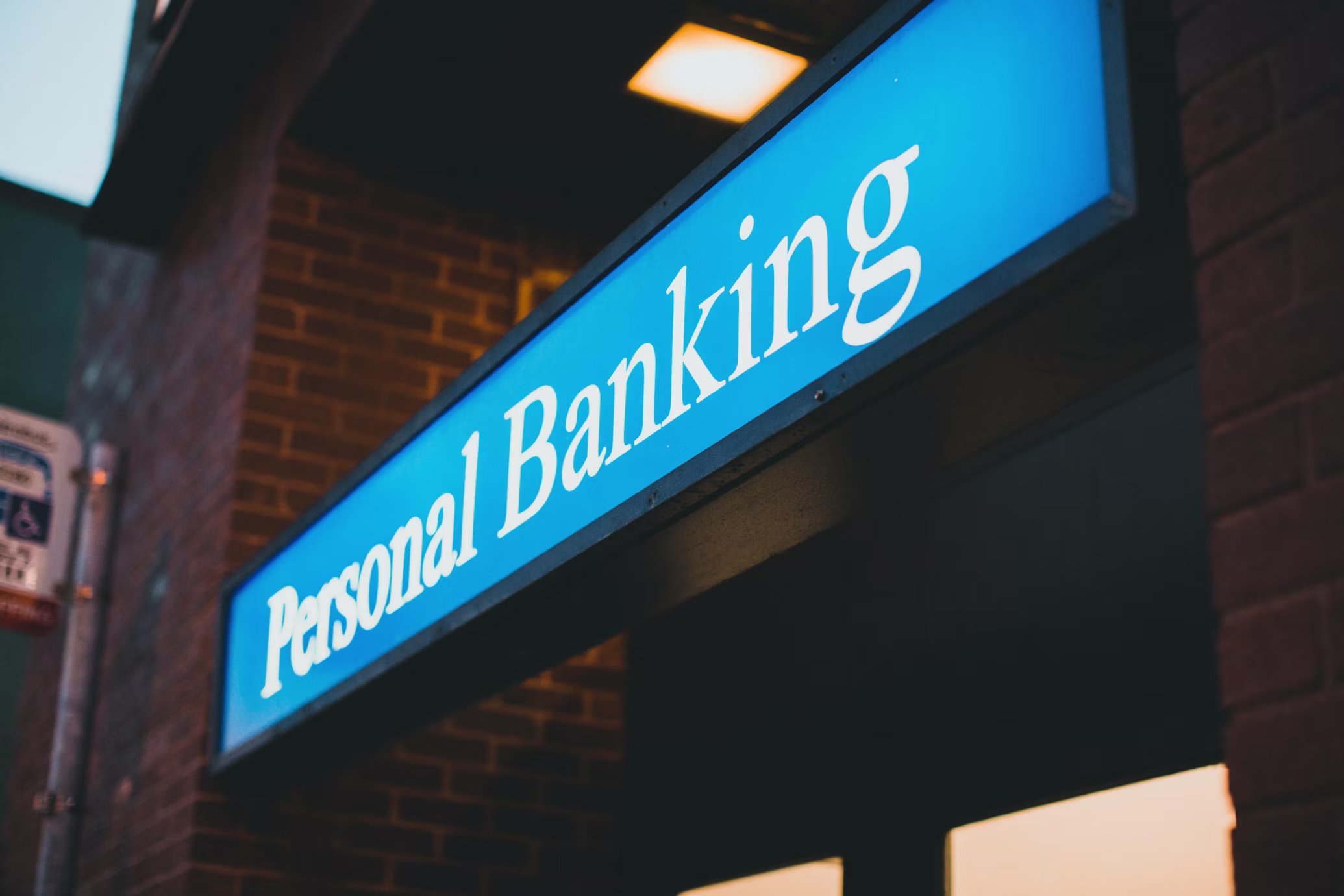 Banking & Financial Services